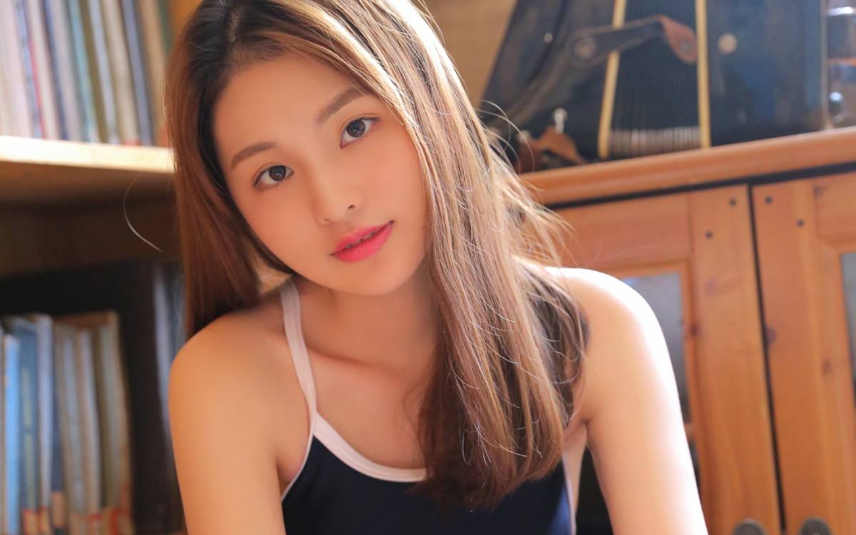 巴拉拉小魔仙之飞跃彩灵堡2